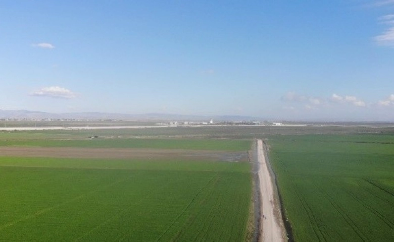 Hatay'da yağışlar, çiftçinin yüzünü güldürdü