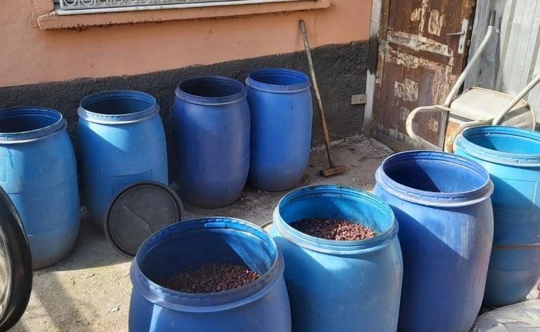 Adana’da bin 460 litre sahte içki ele geçirildi