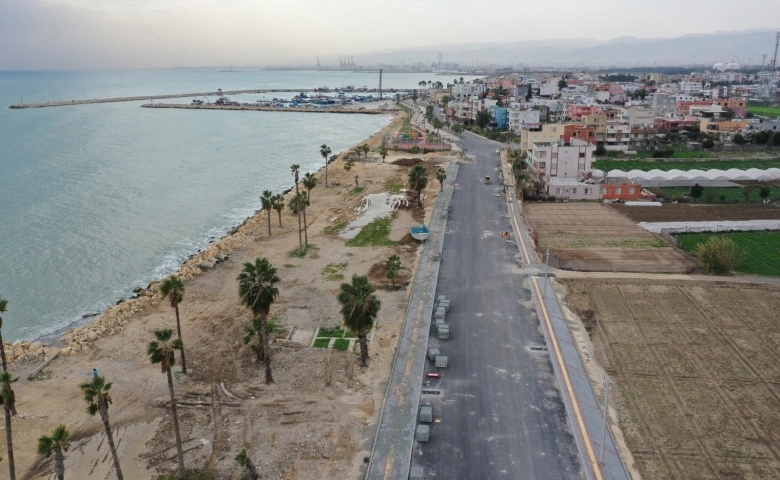 Mersin Büyükşehir’in asfalt çalışmaları aralıksız sürüyor