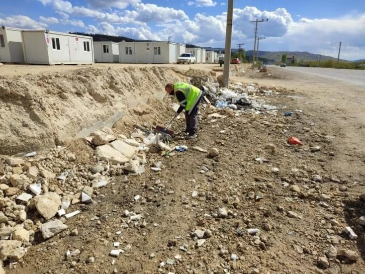 Gölbaşı'nda hafriyat kaldırma çalışmaları devam ediyor