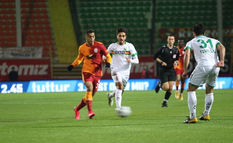 Galatasaray, Alanyaspor engelini tek golle geçti