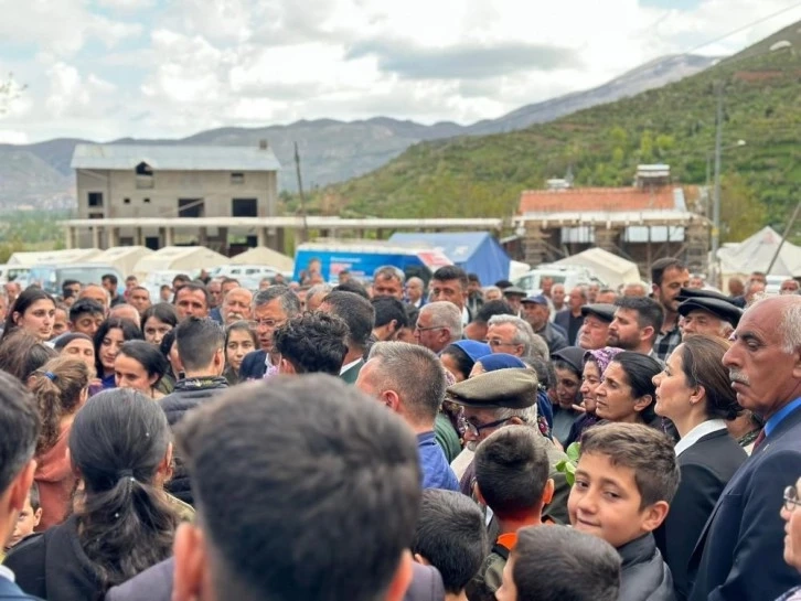 CHP heyetine Çelikhan'da yoğun ilgi