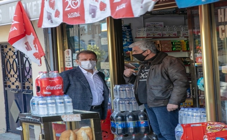 Mersinliler başkan Vahap  Seçer 'e dert yanıyor, iflasın eşiğindeki esnaf çözüm bekliyor