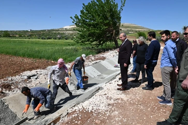 Oğuzeli Belediye Başkanı,Çiftçinin yanında