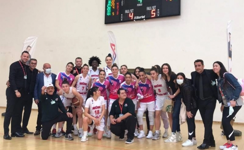 Mersin Büyükşehir Kadın Basketbol takımı Urla’yı 85-76 yendi