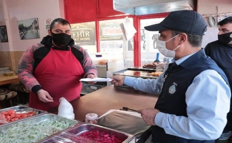 Urfa’da iş yerlerinde fiyat tarifesi denetimi, asmayanlara ceza yazılıyor