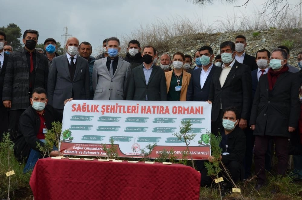 Hatay'da Sağlık çalışanları anısına 300 fidan dikildi