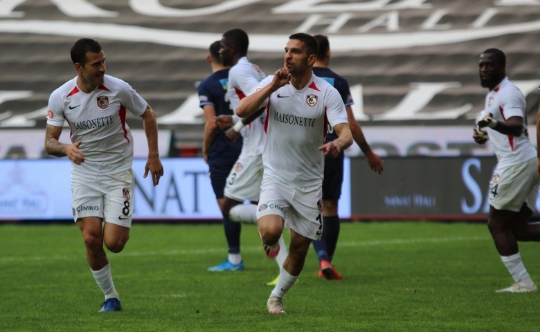 Süper Lig: Gaziantep FK: 2 - Kasımpaşa: 2 (Maç Sonucu)  