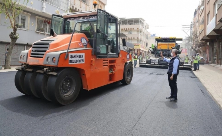 Şahinbey Belediyesin'de asfalt sezonu başladı