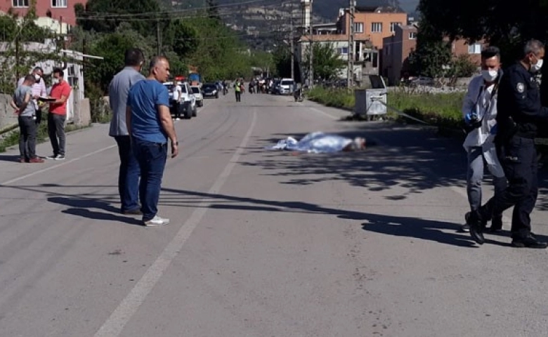 Hatay’da Yüksek sesle konuşma cinneti: 2 ölü 3 yaralı