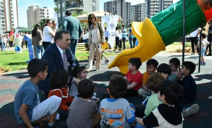 Mersin Yenişehir Belediyesi kente yeşil alanlar kazandırıyor