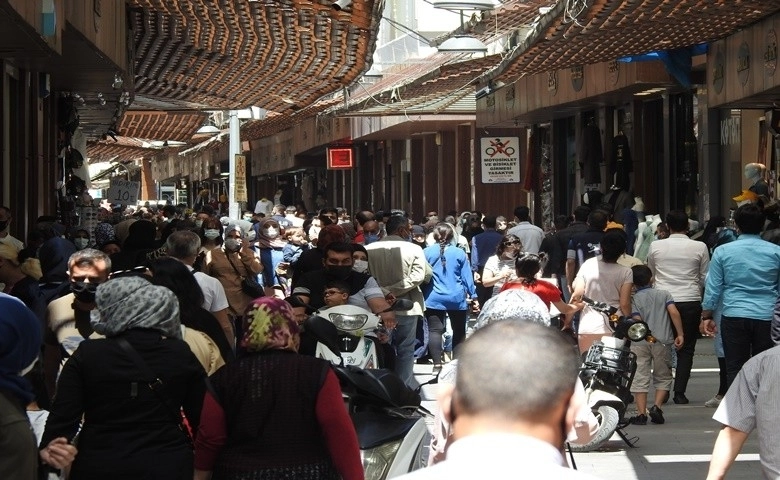 Gaziantep'te  bayram yoğunluğu