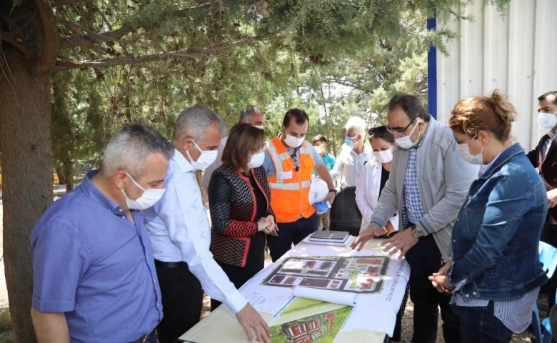 Gaziantep'te Türkiye’nin en büyük hayvan barınağı için ilk kepçe vuruldu