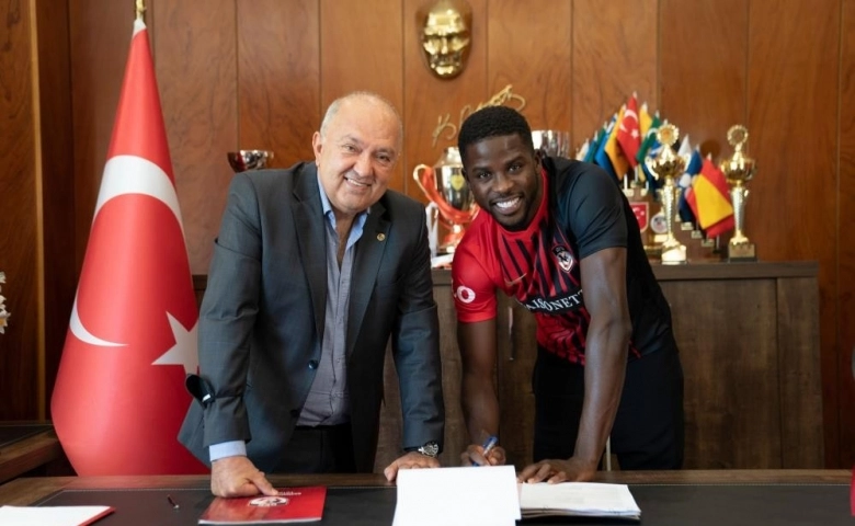 Gaziantep FK, Djilobodji ile 3 yıllık sözleşme uzattı