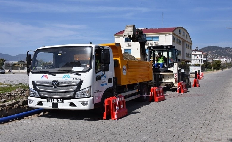 MESKİ, Mersin'in her noktasında altyapı çalışmalarını sürdürüyor