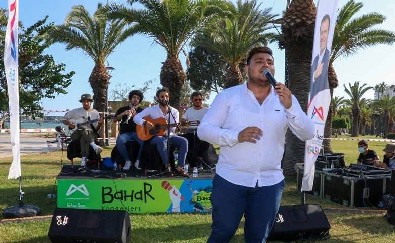 Büyükşehir Belediyesinin konserleri 4 noktada sürüyor