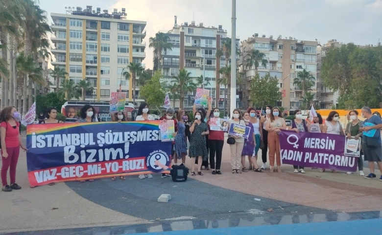 Mersin Kadın Platformu katledilen kadınların hesabını sordu