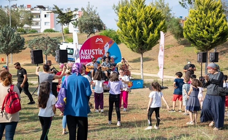 Büyükşehir Belediyesinin müzisyenlere desteği devam ediyor