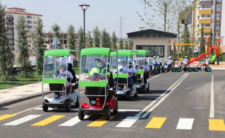 Gaziantep’in ilk trafik eğitim parkında eğitimler başladı