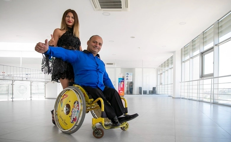 Mersin Büyükşehir Belediyesi'nin sporcularından çifte başarı