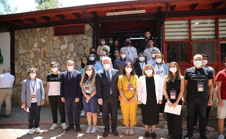 'Akıllı Şehir Hackathonu' start aldı     