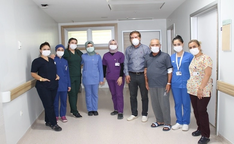 Koronavirüsü yendi yaşama yeniden tutundu  