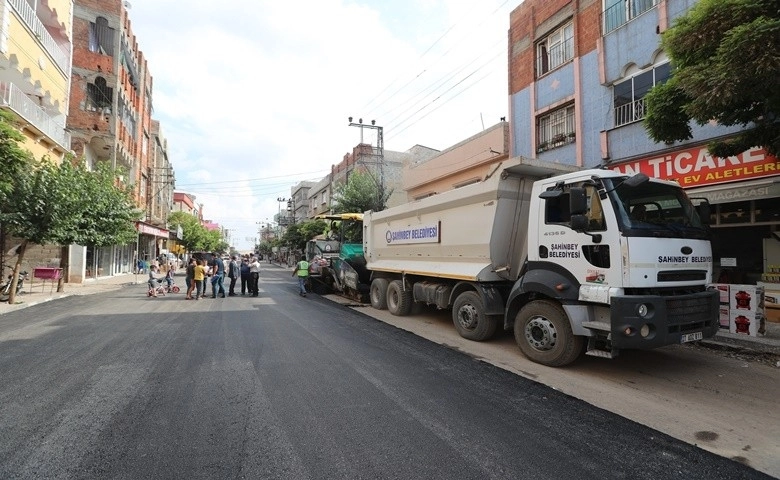 Şahinbey'de asfalt çalışmaları sürdüyor  