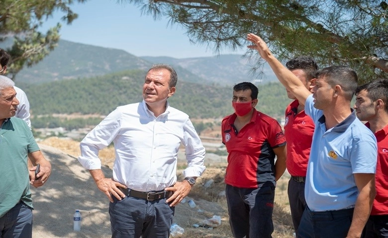 Başkan Seçer, yangın bölgesinde incelemelerde bulundu