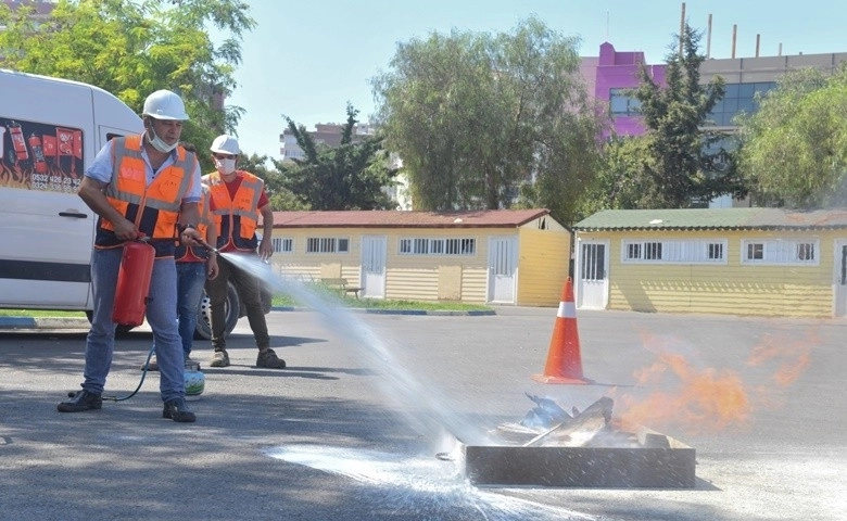 Yenişehir Belediyesi personeline yangın tatbikatı 