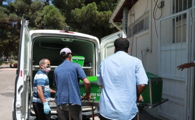 Gaziantep'te Oğlu tarafından  bıçaklanan baba hayatını kaybetti