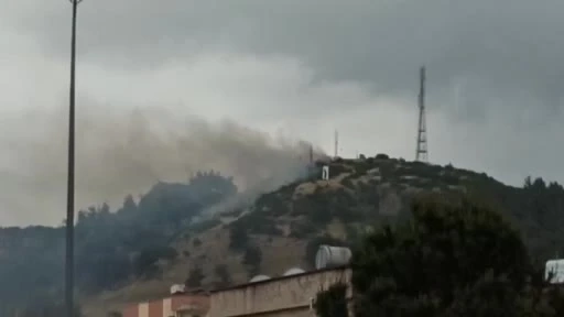 Gaziantep'te İtfaiyenin yetişemediği yangına yağmur yetişti