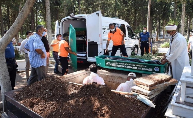 Mersin Büyükşehir Belediyesi'nden defin tatbikatı