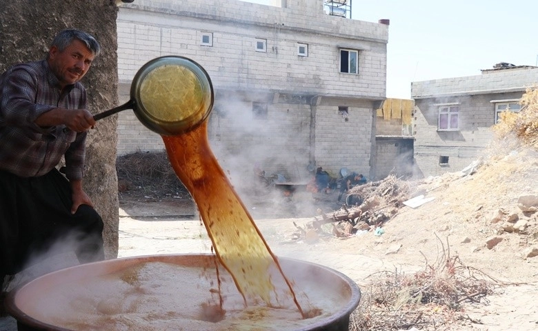 Gaziantep’te üzüm pekmezi mesaisi  