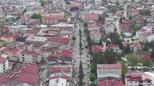 Bu ilçede bitmek bilmeyen depremler ilçe sakinlerini tedirgin ediyor