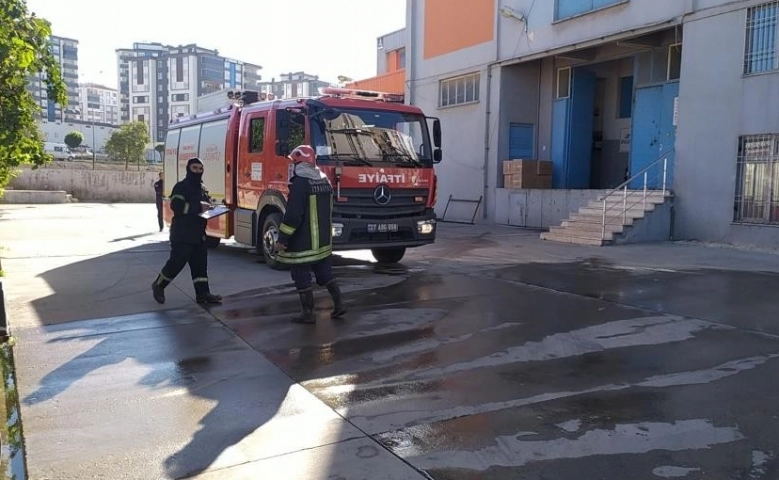 Gaziantep'te Gıda ve sanayi fabrikasında yangın