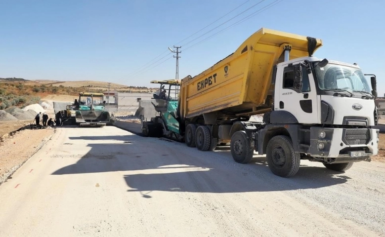 Şehitkamil'de Asfalt serim çalışmaları başladı