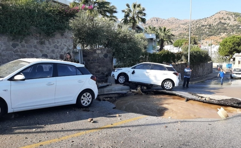 Muğla’da ana su hattı bomba gibi patladı