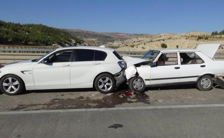 Kilis’te trafik kazası: 3 yaralı