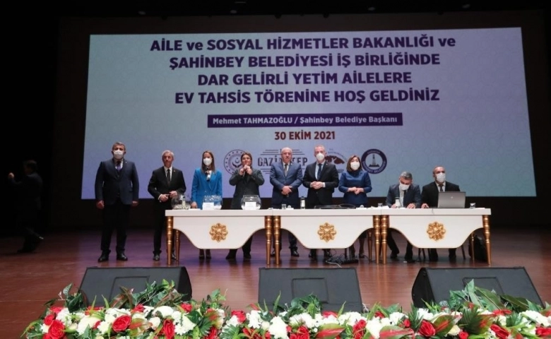 Gaziantep Şahinbey’de 100 yetim aile ev sahibi oldu