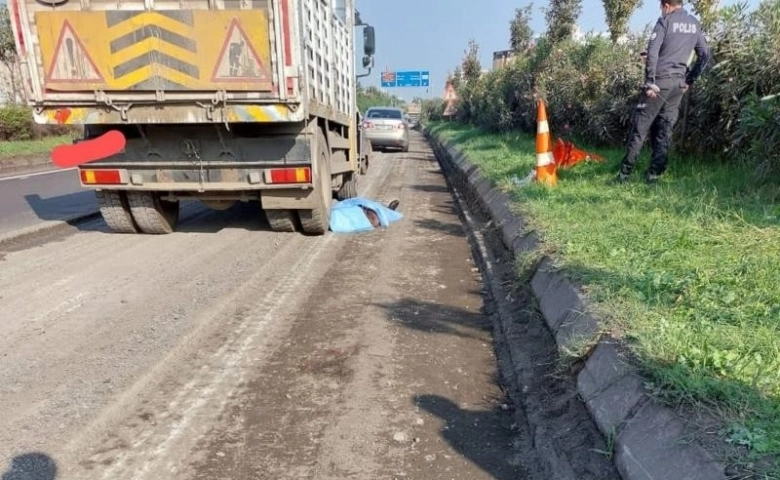 Hatay'da Kamyonun altında kalan işçi hayatını kaybetti