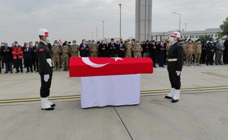 Şehit binbaşı memleketine uğurlandı