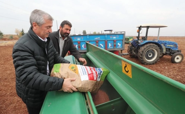 Şahinbey Belediyesinden  çiftçilere tohum ve gübre desteği