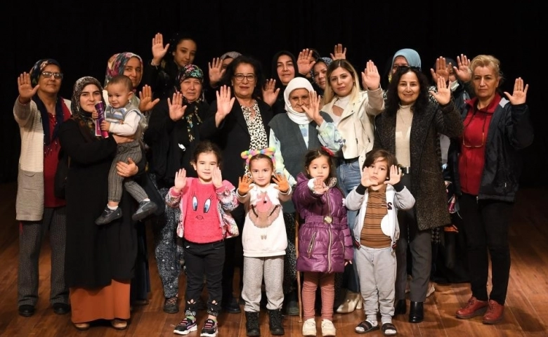 Mersin'de 5 noktada 'şiddet farkındalık semineri'