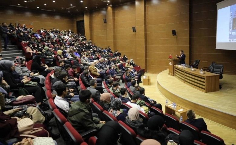 GAÜN’de "Fuat Sezgin" konferansı