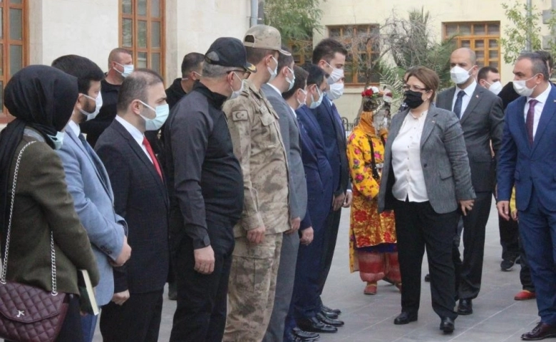 Aile ve Sosyal Hizmetler Bakanı Derya Yanık, Kilis’te