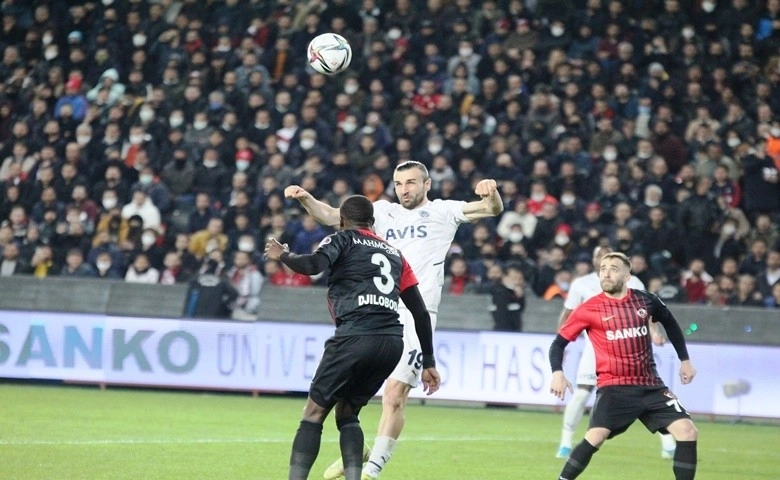 Gaziantep FK: 3 - Fenerbahçe: 2 (Maç Sonucu)