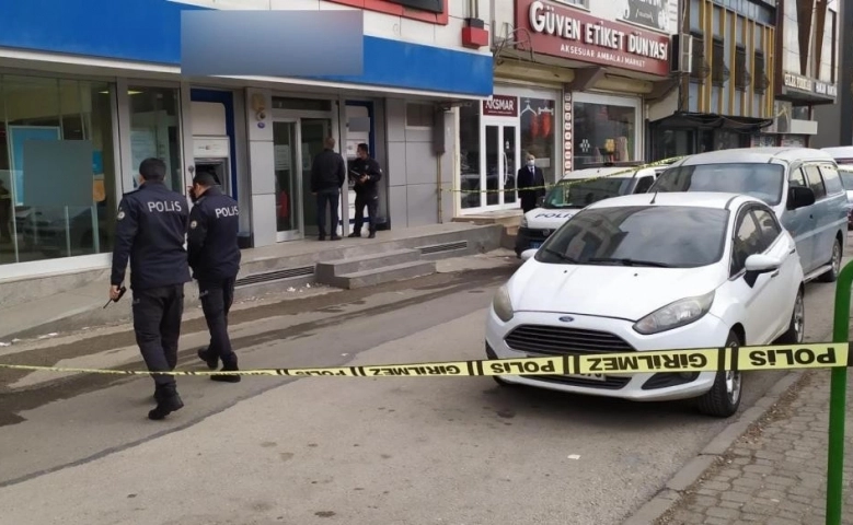 Gaziantep’te silahlı banka soygunu girişimi