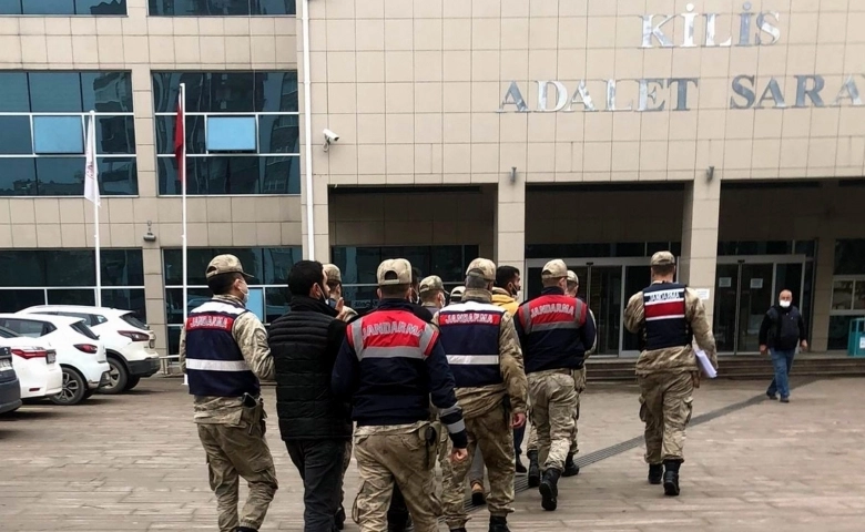 Kilis’te göçmen kaçakçılarına darbe