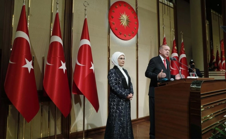 Cumhurbaşkanı Erdoğan ve eşi Emine Erdoğan koronavirüse yakalandı