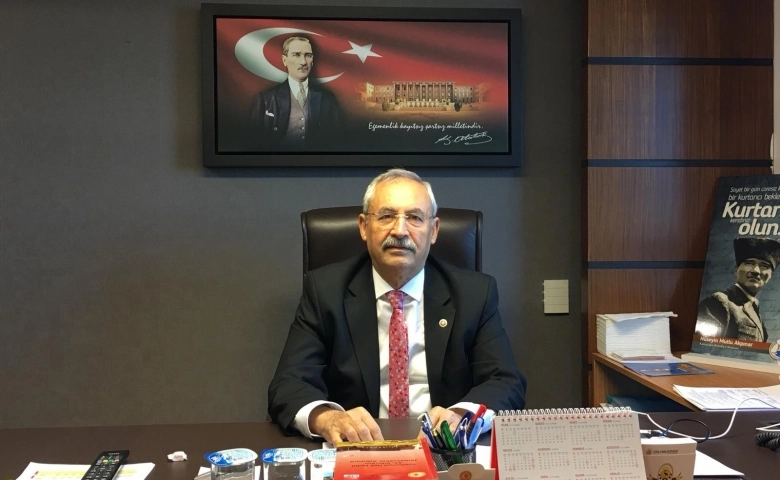 CHP'li Kaplan: Çocukları karanlıkta okula gönderen uygulamadan vazgeçin